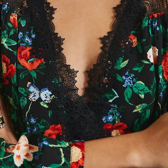 NWT Anthropologie Lacy V-Neck Mini Dress in Black Floral Motif Women’s Size 6 - Picture 3 of 7